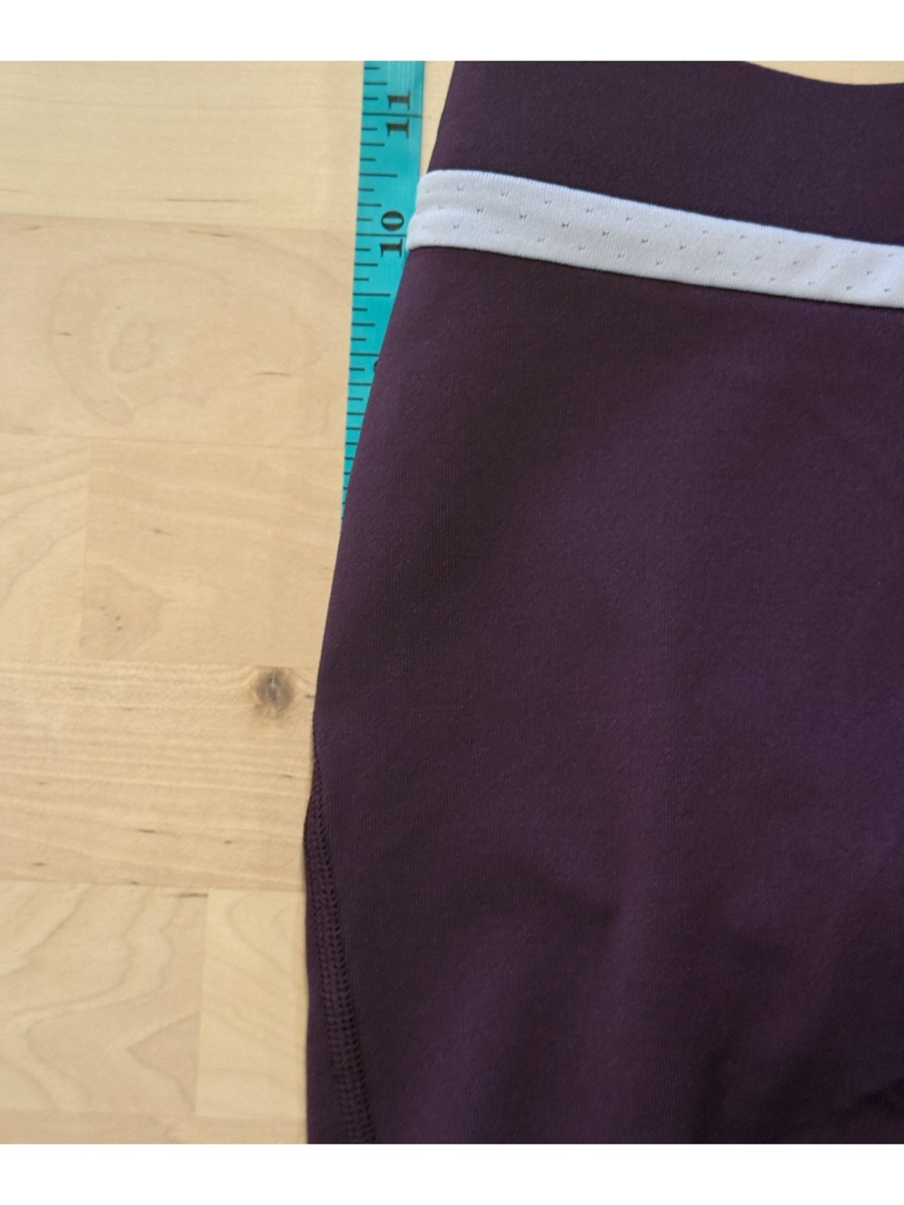 Under Armour Purple Running Shorts – Women’s Medium – NWT - Picture 4 of 6